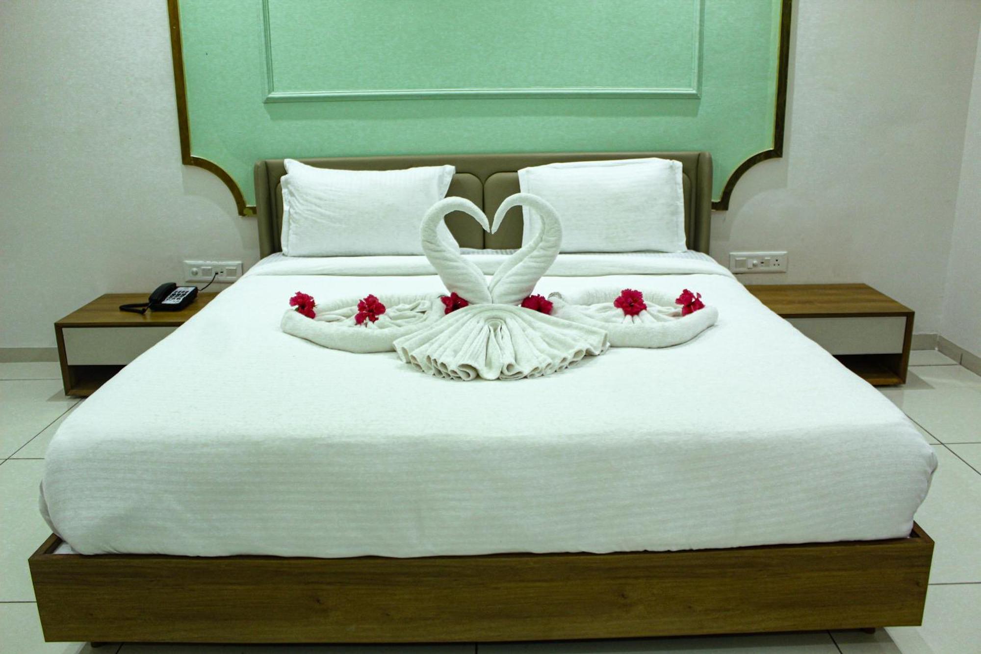 Nulife Resort Jāmnagar Εξωτερικό φωτογραφία